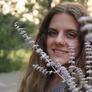 Meet your Posher, Courtney